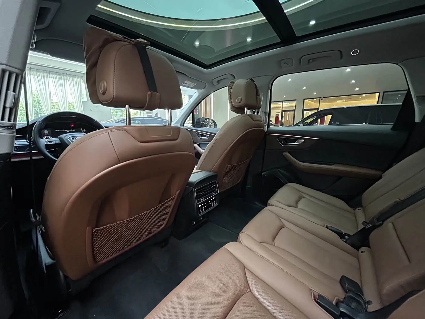 Audi Q7 2024 — Şəkil 14/20