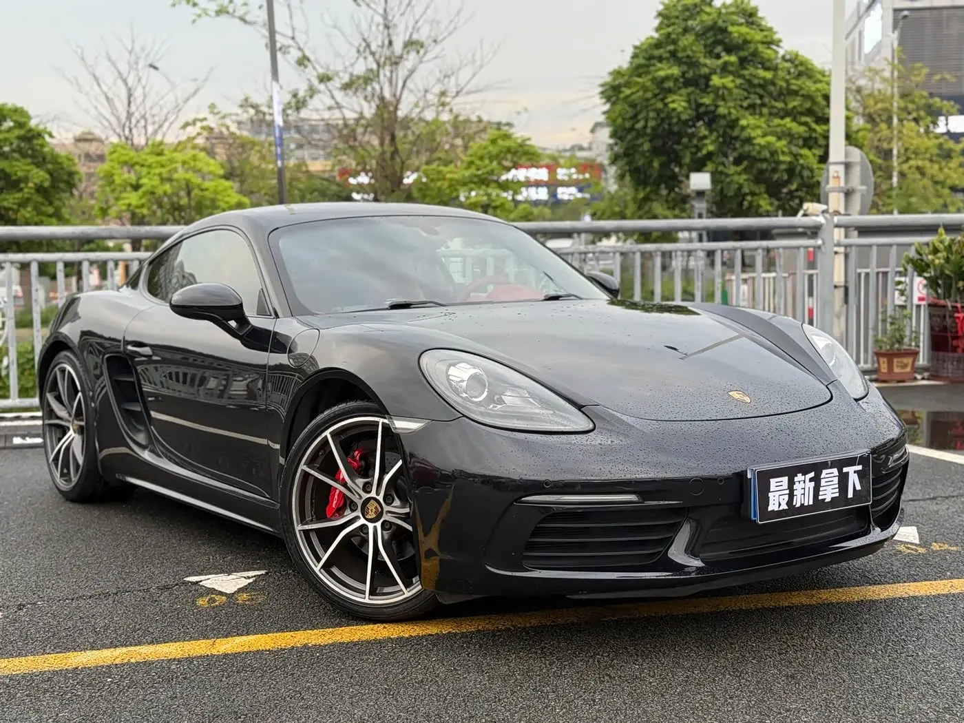 Porsche 718 2018 — Photo 1/4