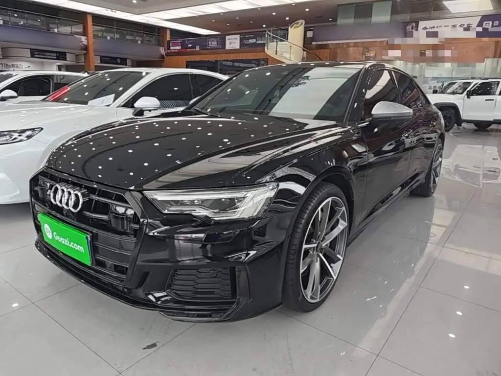 Audi A6L 2021 — Photo 1/20