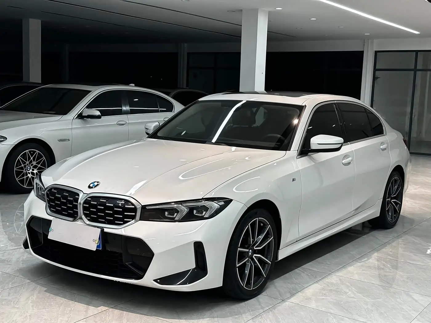 BMW 3 Series, 2023