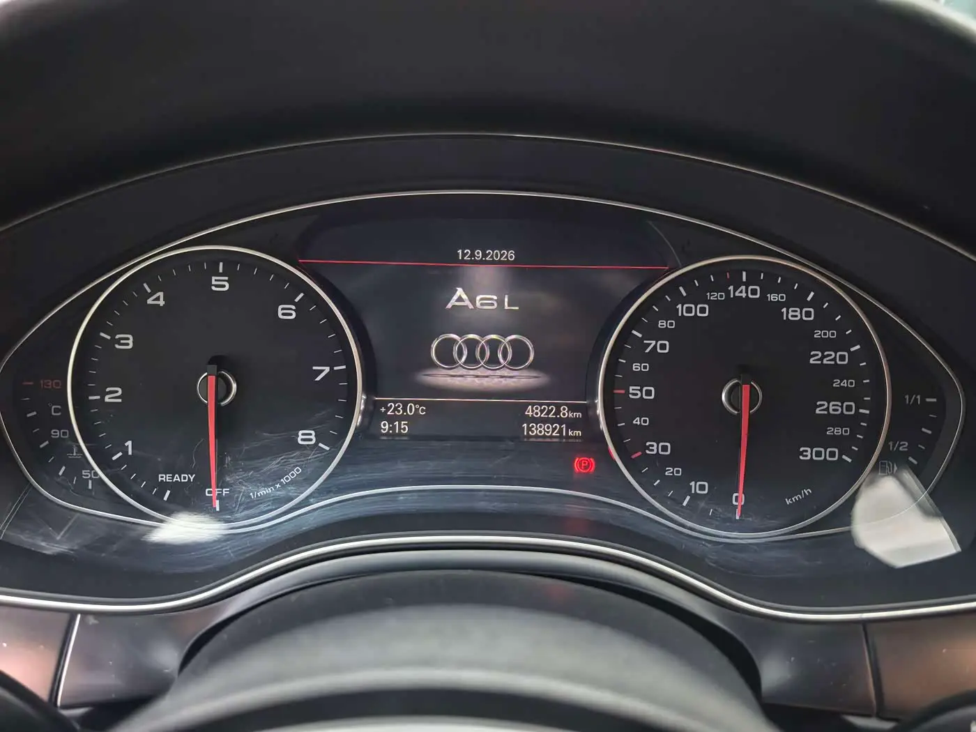 Audi A6L 2018 — Photo 3/9