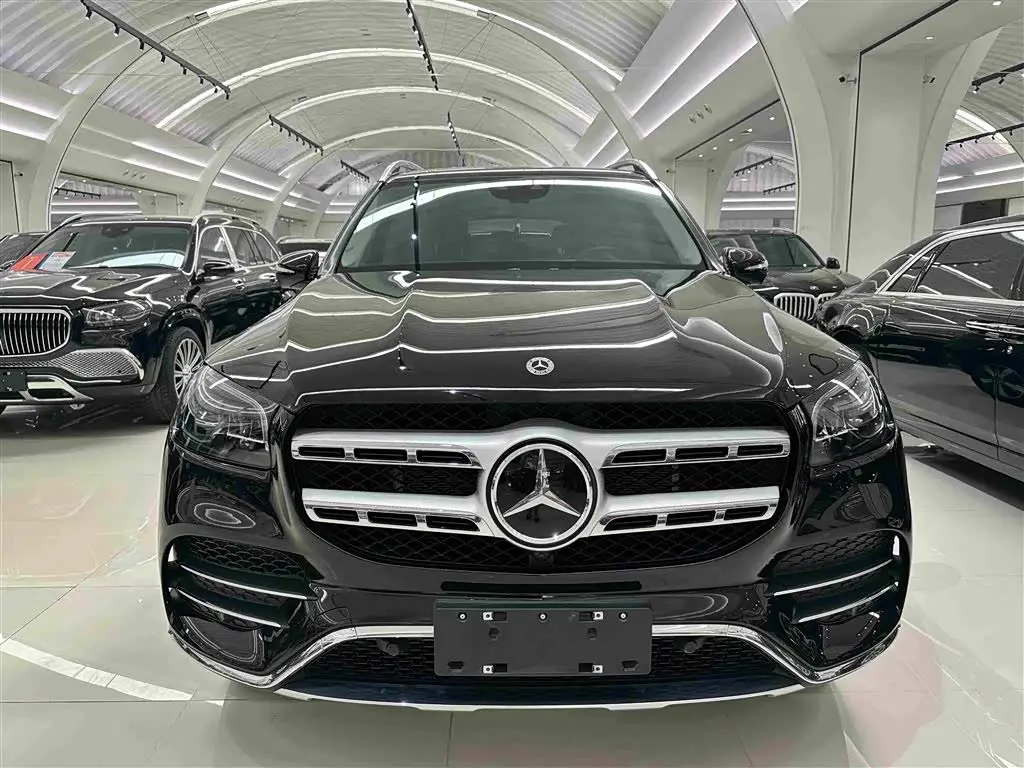 Mercedes-Benz GLS 2021 — Photo 2/20