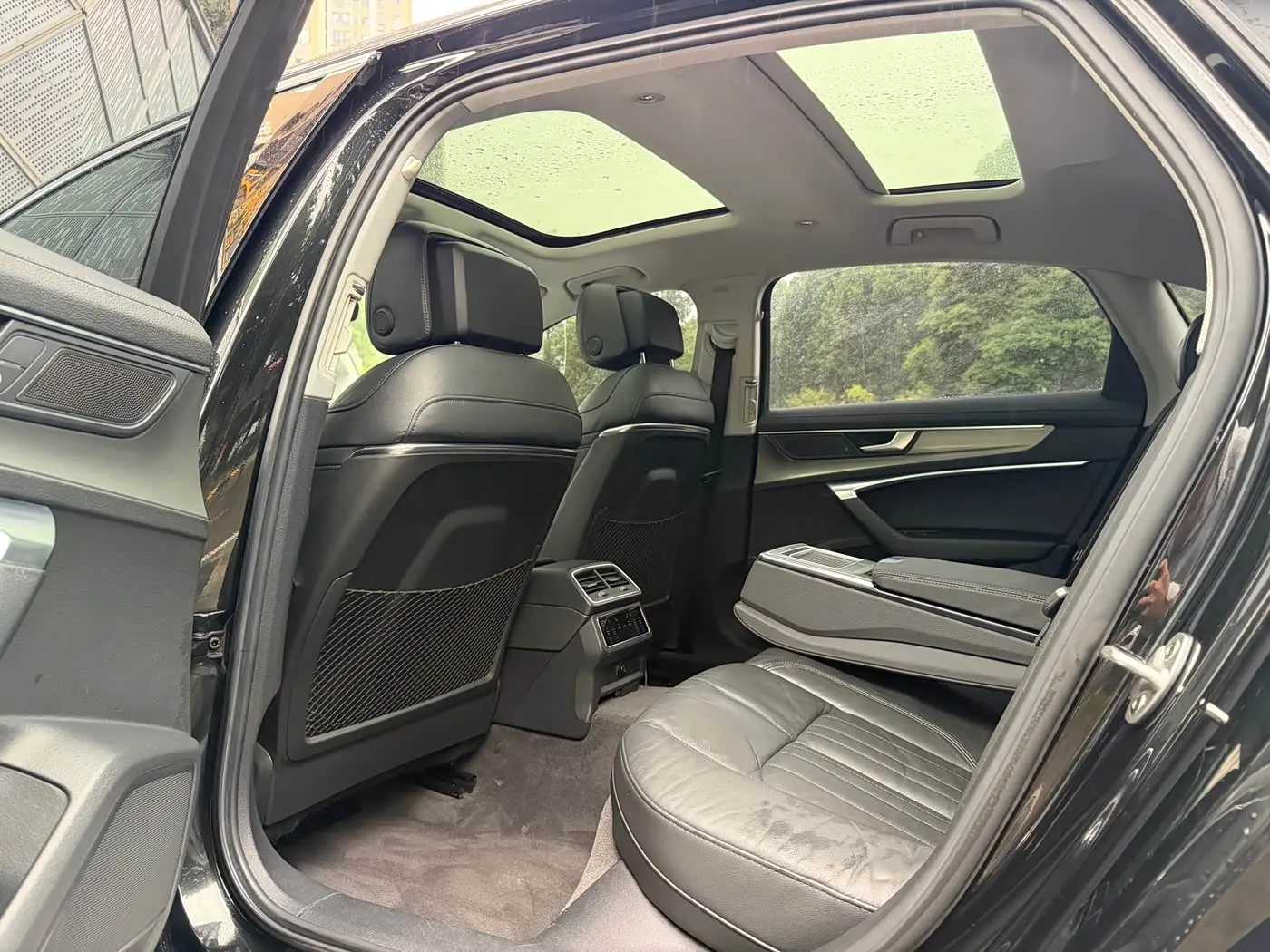 Audi A6L 2020 — Photo 8/12