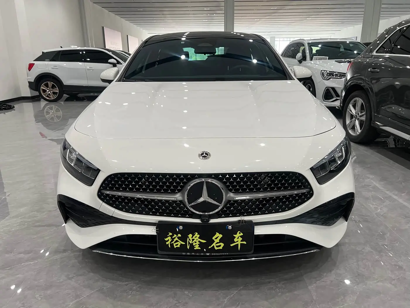 Mercedes-Benz A-Class 2024 — Photo 2/20