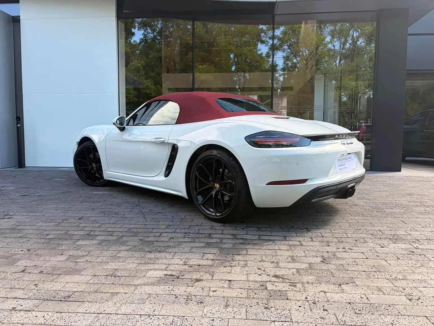 Porsche 718 2025 — Photo 5/11