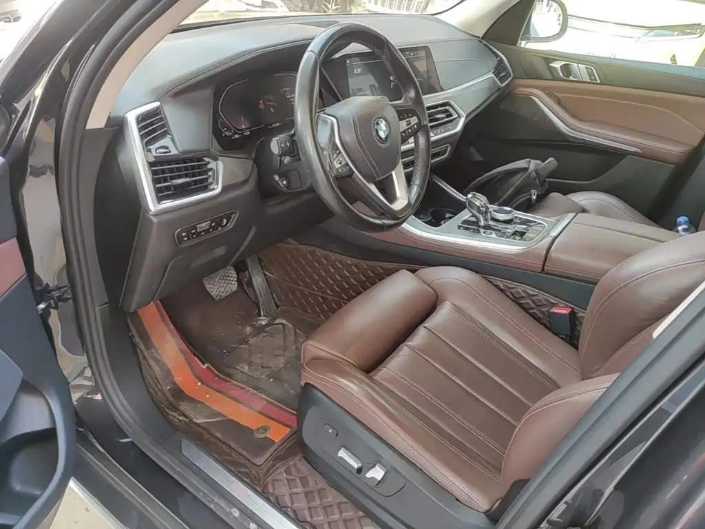 BMW X5 2020 — Photo 15/20