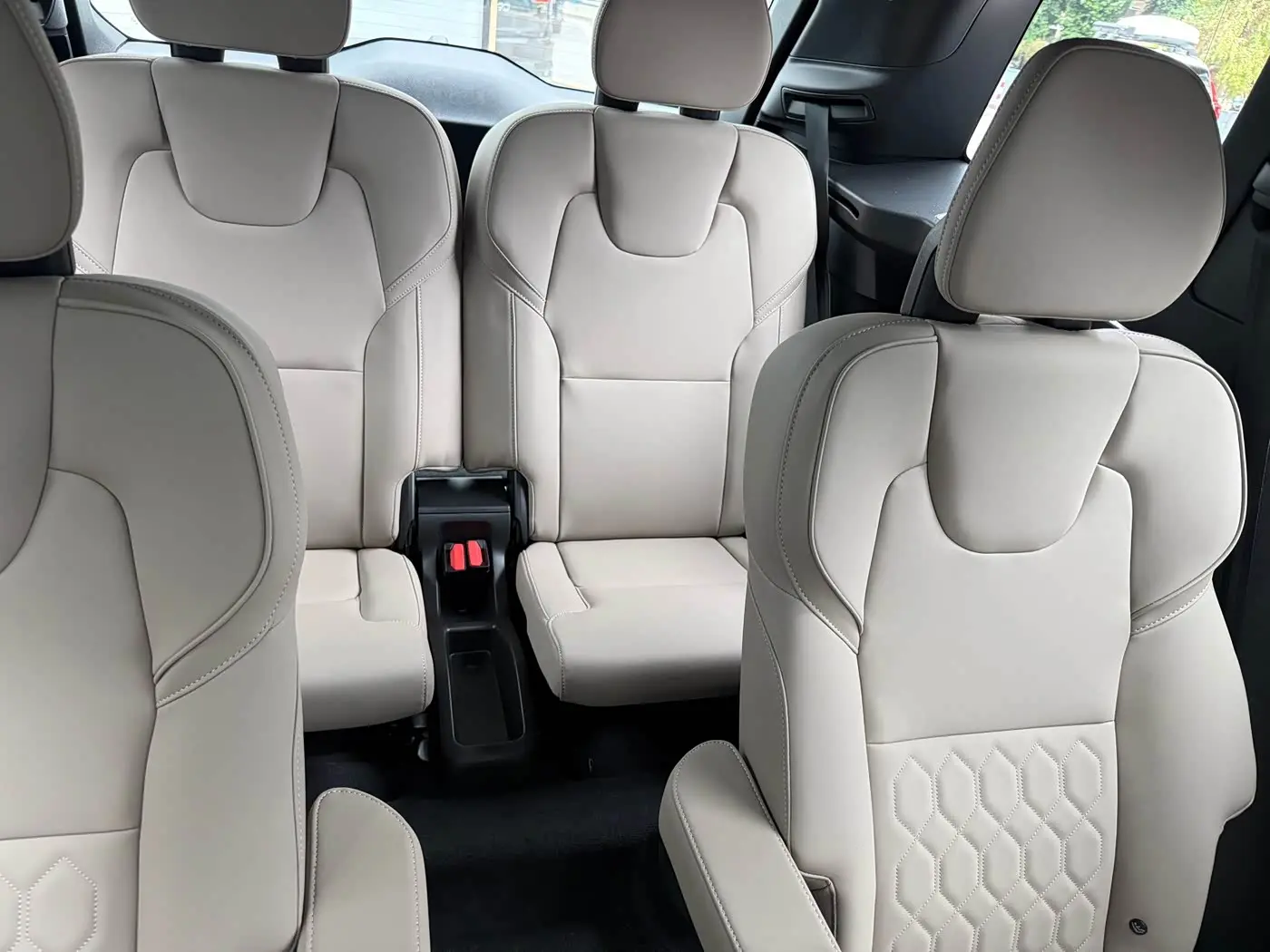 Volvo XC90 2026 — Photo 18/20