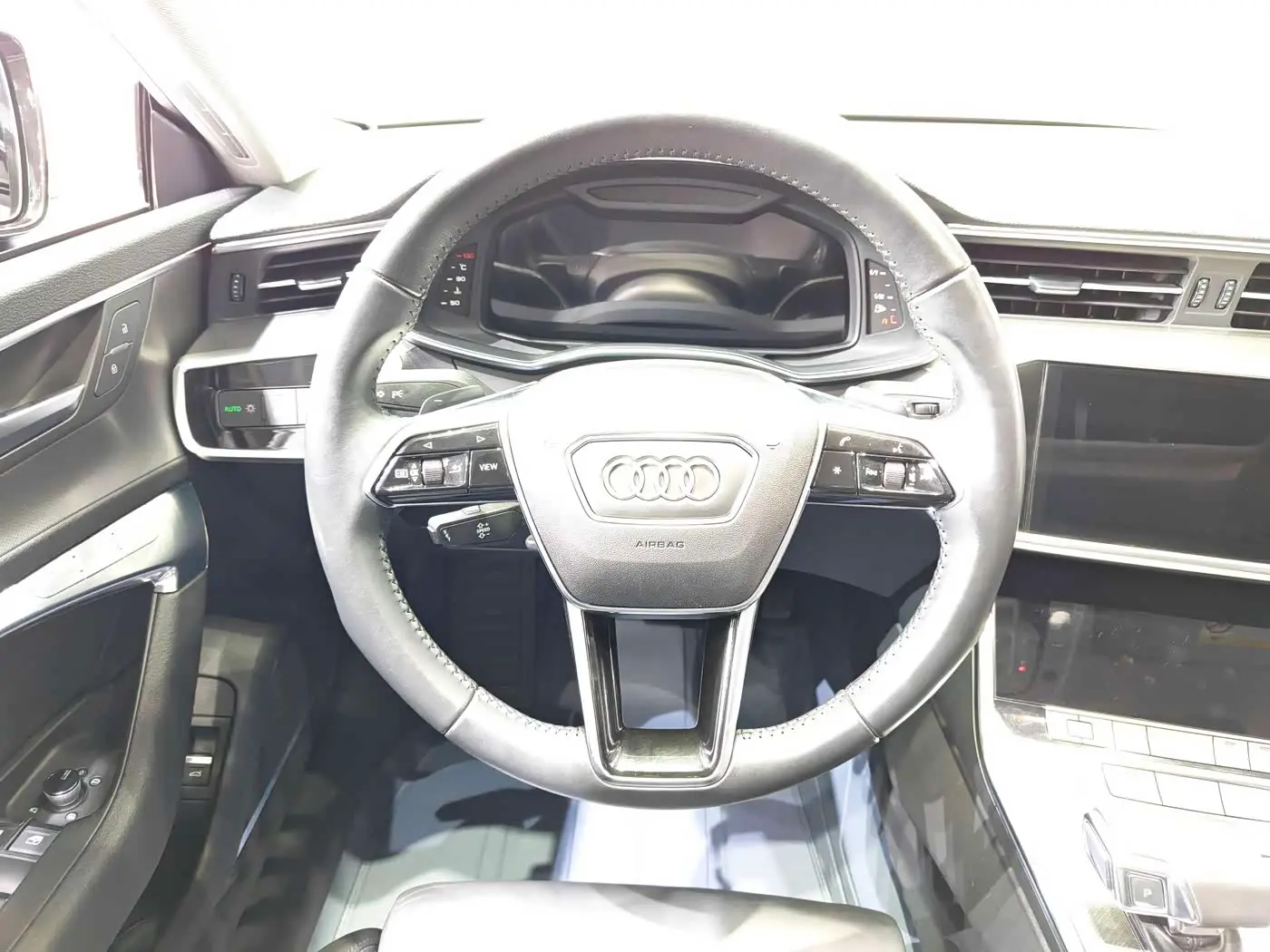 Audi A7 2019 — Şəkil 8/18