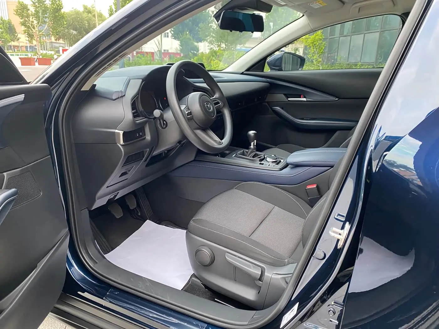 Mazda CX-30 2024 — Photo 4/17