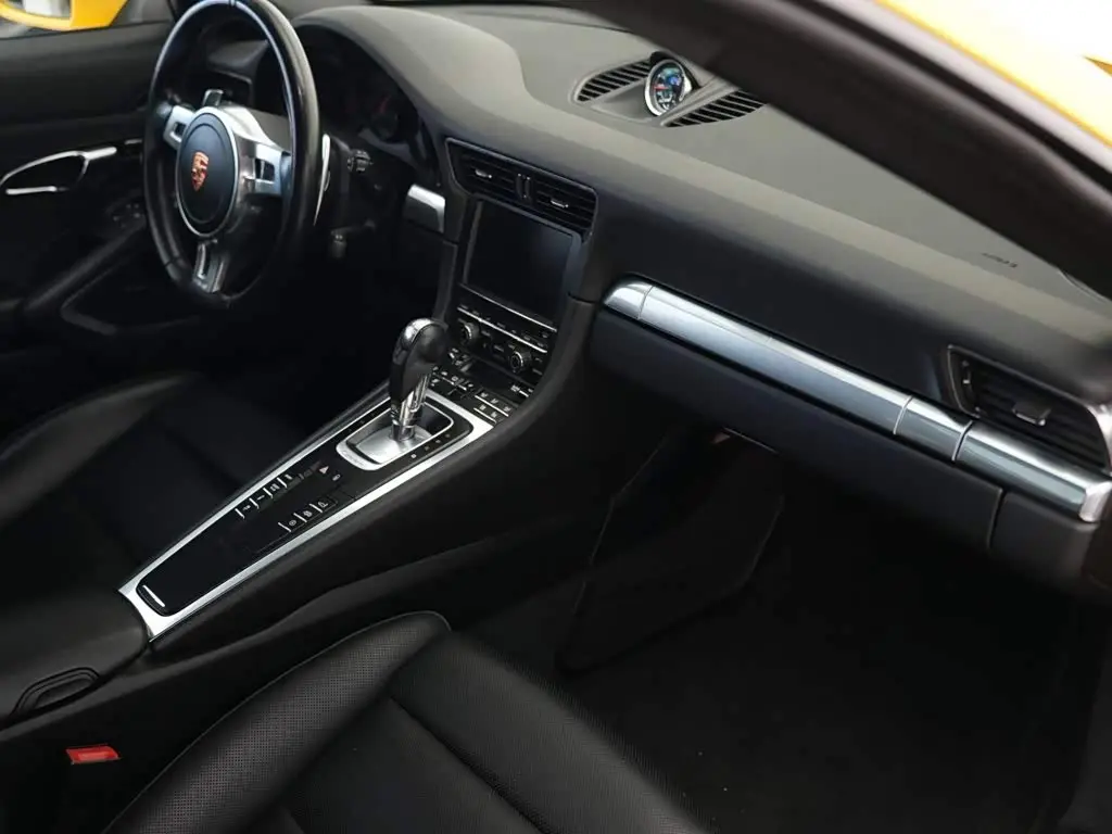 Porsche 911 2015 — Photo 13/18