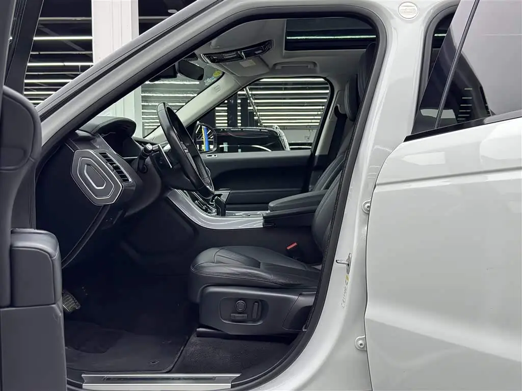 Land Rover Range Rover Sport 2018 — Şəkil 6/20