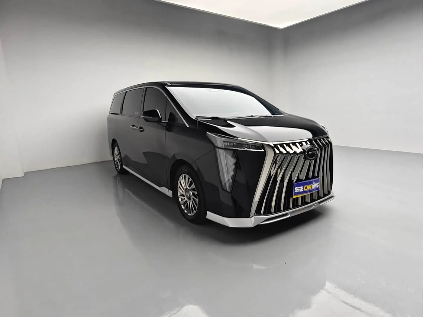 GAC Trumpchi Trumpchi M8 2026 — Photo 3/16