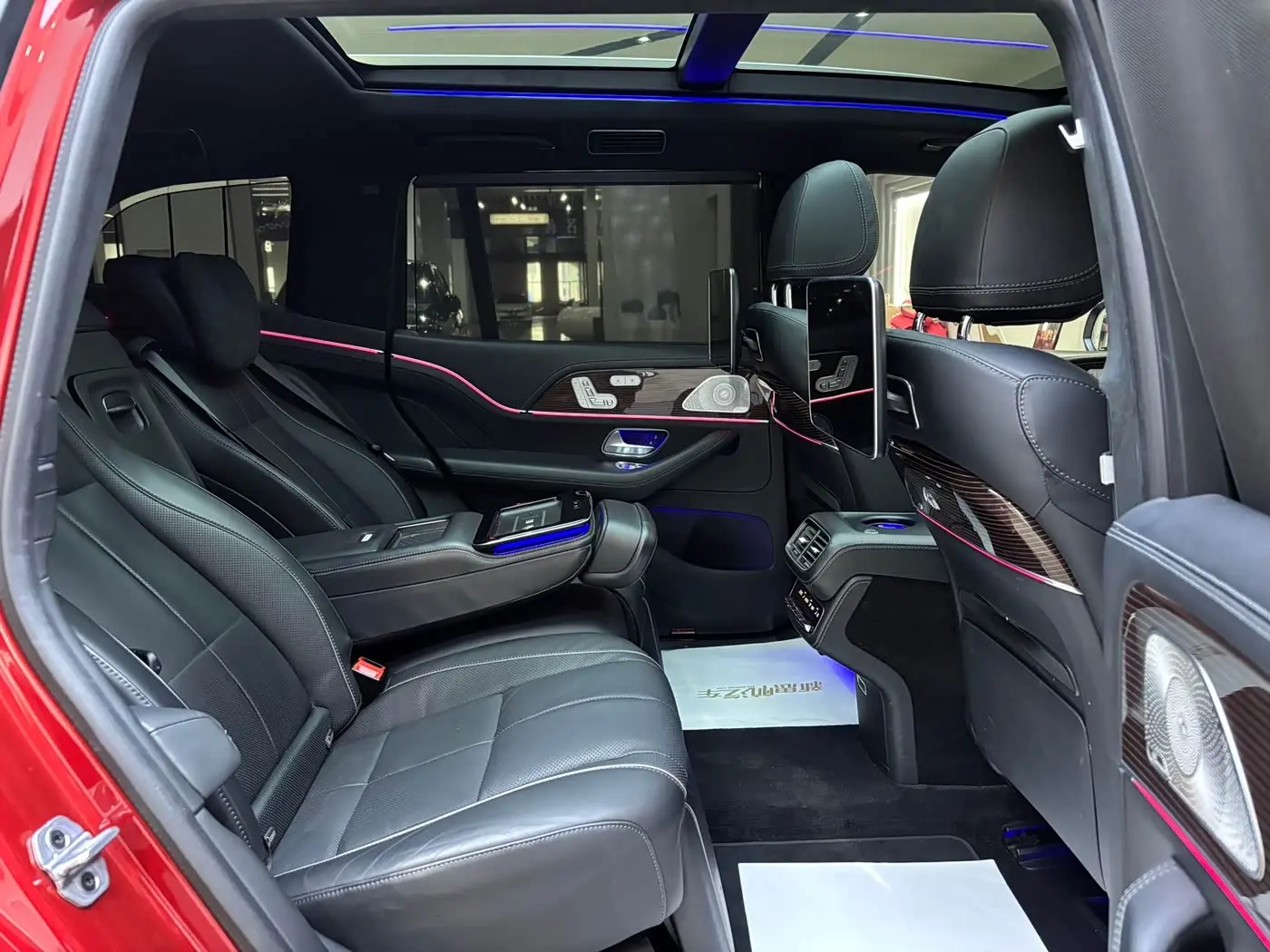 Mercedes-Benz Maybach GLS 2022 — Фото 12/20
