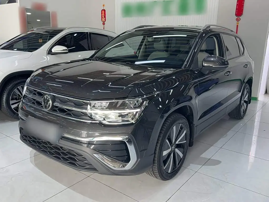 Volkswagen Tharu 2025 — Photo 2/20