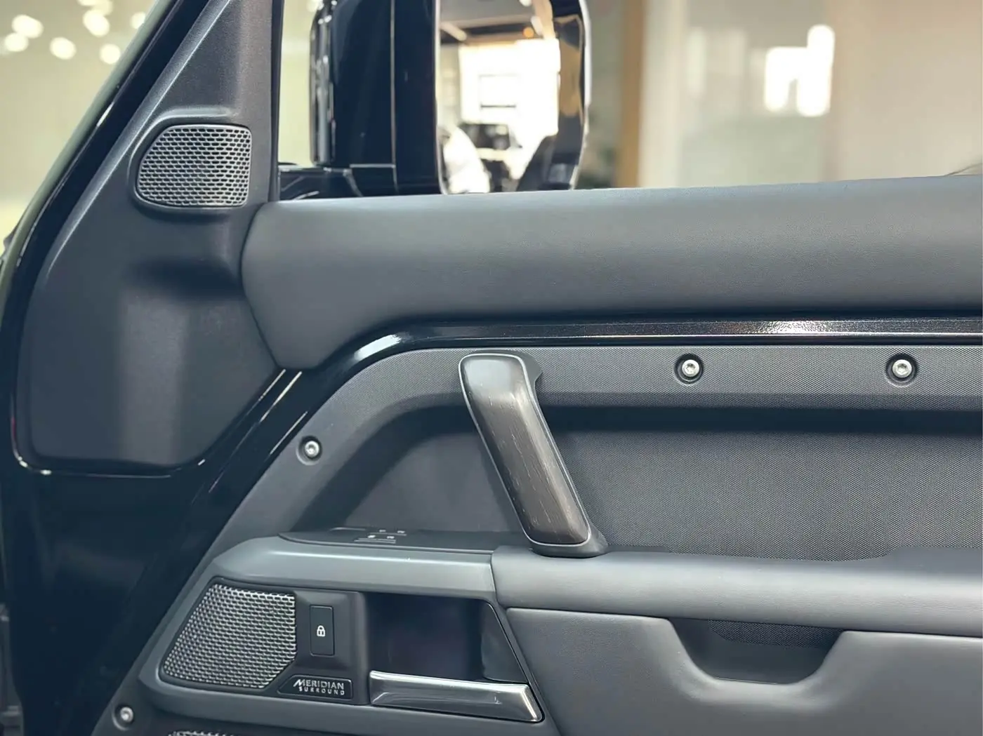 Land Rover Defender 2023 — Şəkil 7/20