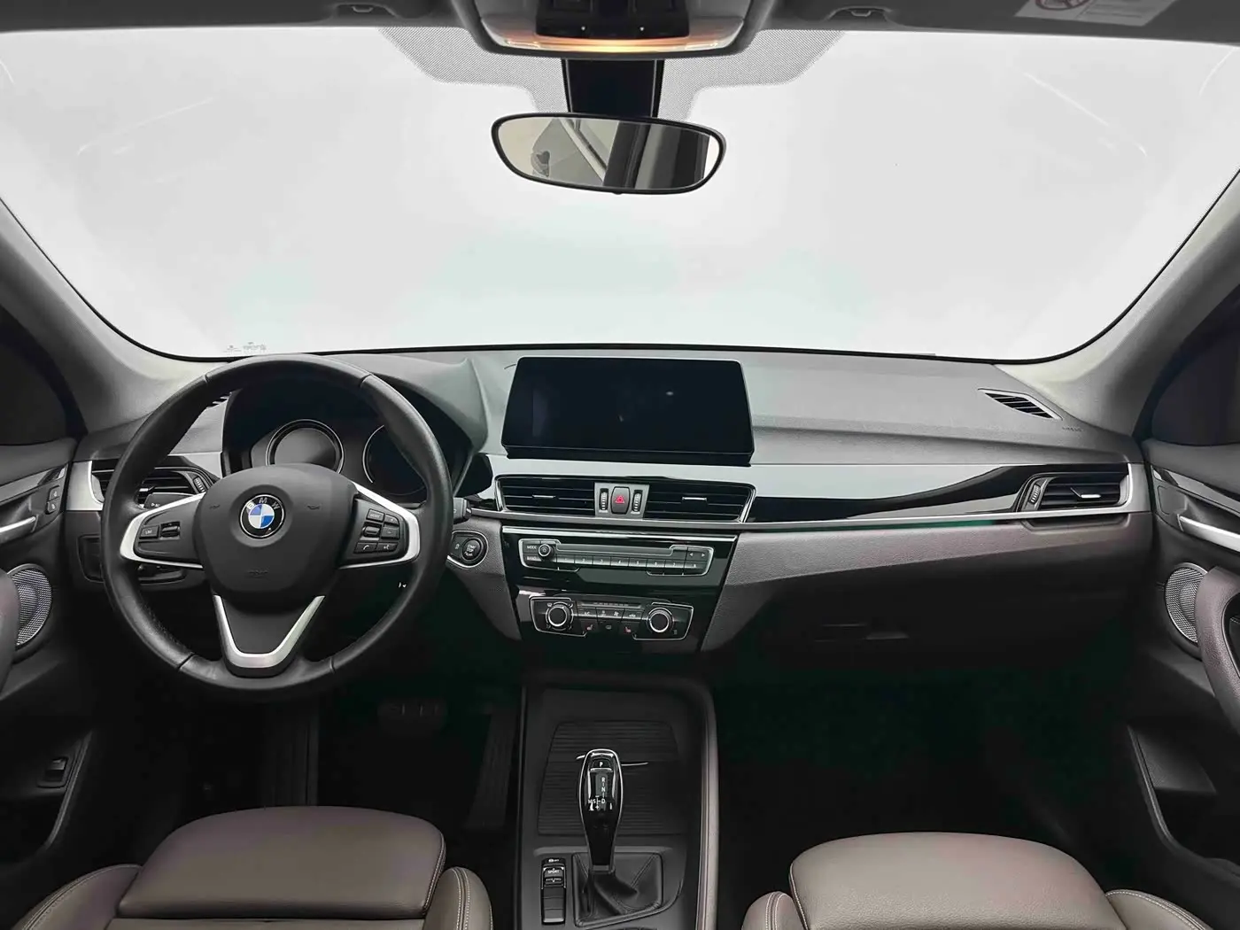 BMW X1 2022 — Фото 14/18