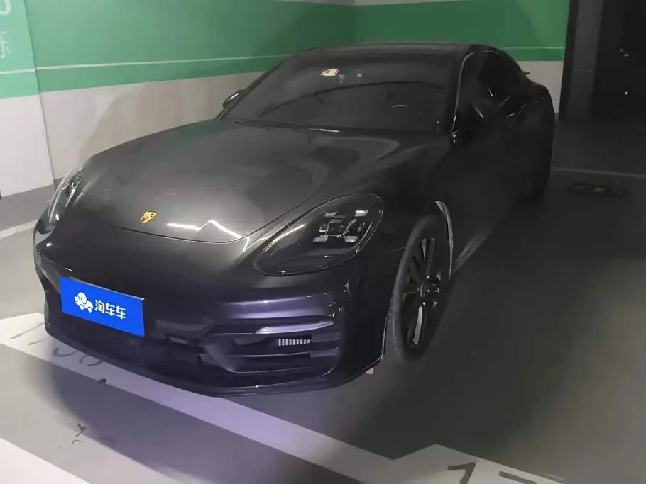 Porsche Panamera, 2021