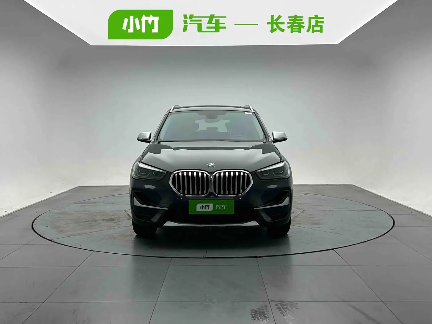 BMW X1 2022 — Фото 2/18