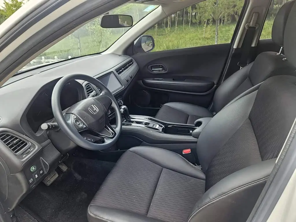 Honda Vezel 2022 — Photo 10/12
