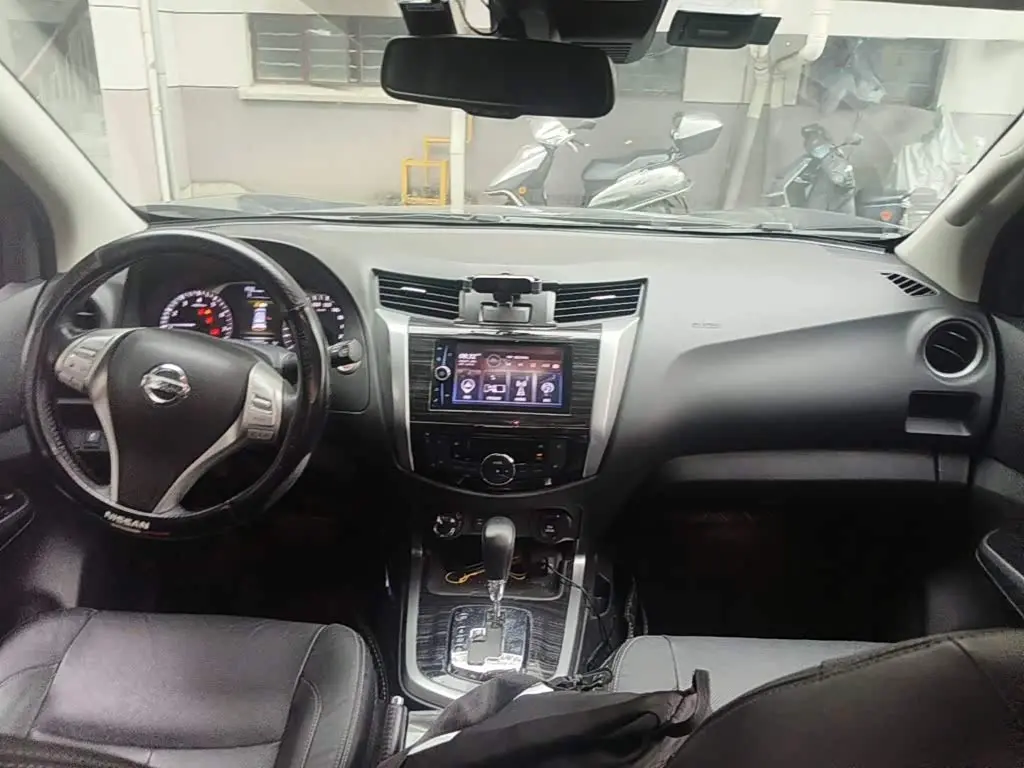 Nissan Terra 2019 — Photo 11/12
