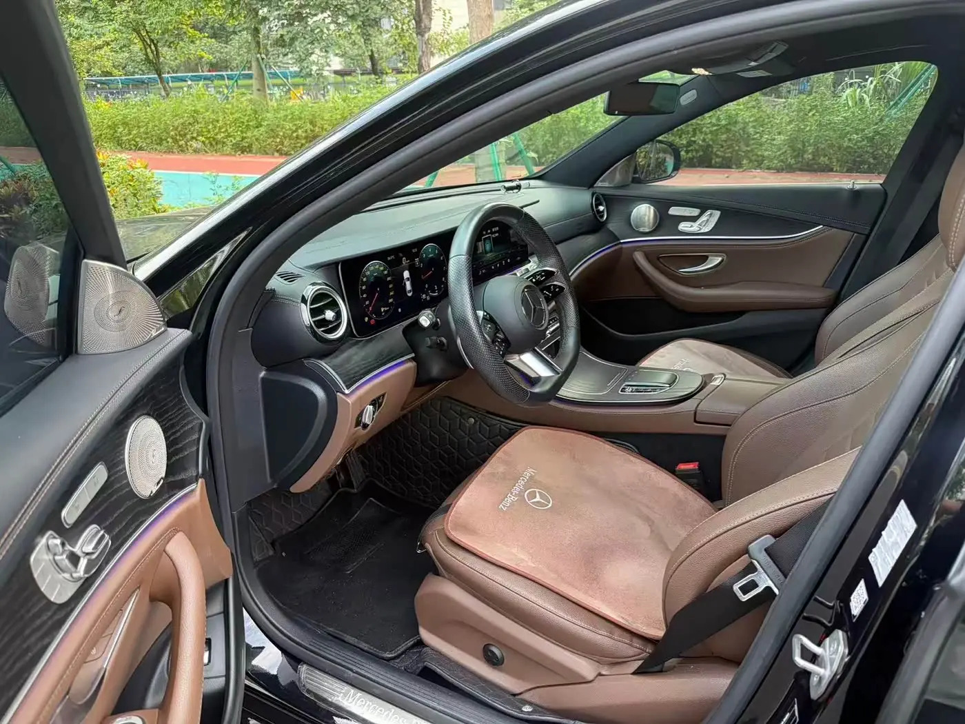 Mercedes-Benz E-Class 2023 — Şəkil 4/11