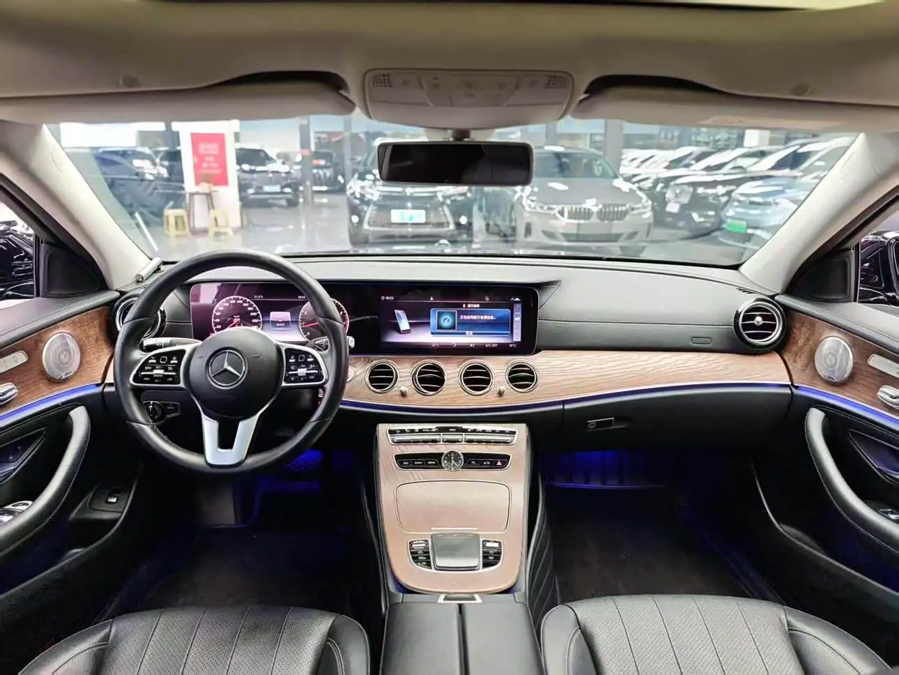 Mercedes-Benz E-Class 2020 — Фото 16/17