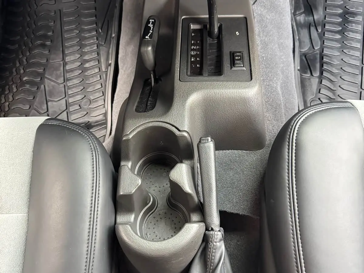 Jeep Wrangler 2004 — Фото 17/20