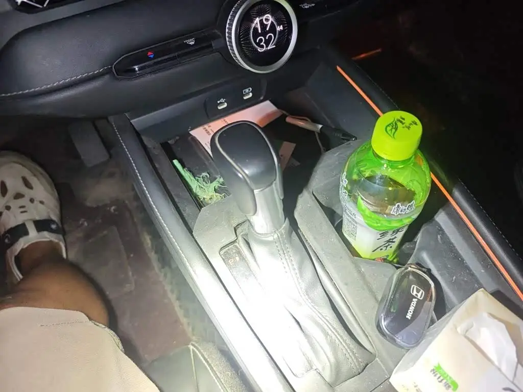 Honda Accord 2024 — Photo 16/20