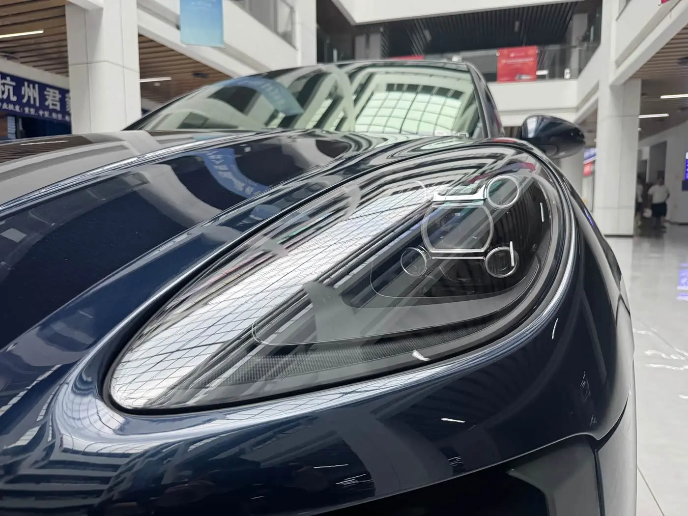 Porsche Macan 2019 — Photo 19/20