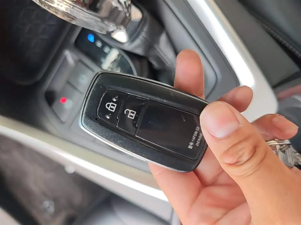 Toyota RAV4 Rongfang 2021 — Photo 9/20