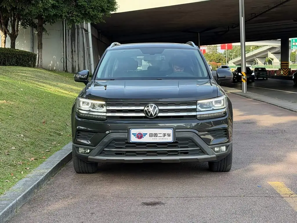 Volkswagen Tharu 2022 — Photo 2/14
