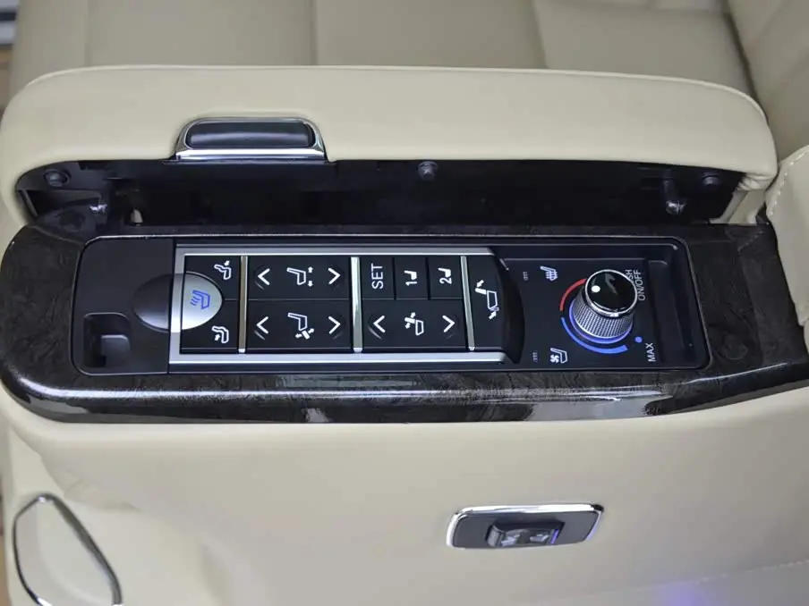 Toyota Vellfire 2023 — Şəkil 11/15