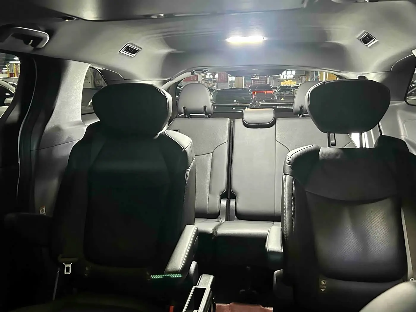 Toyota Sienna 2023 — Photo 10/20