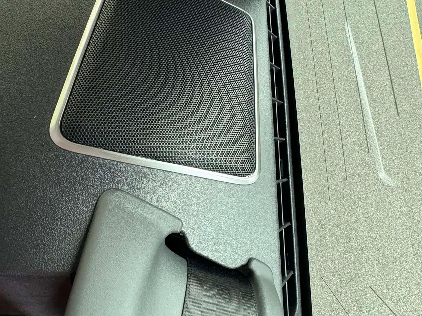Land Rover Range Rover Sport 2018 — Photo 11/16