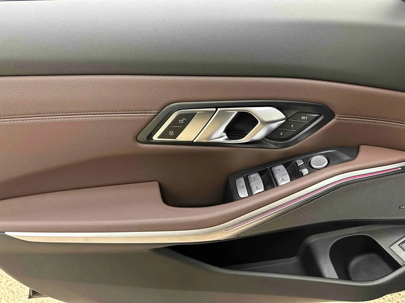 BMW 3 Series 2025 — Photo 14/20