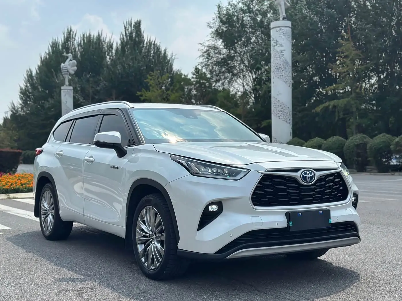 Toyota Highlander 2022 — Şəkil 3/14
