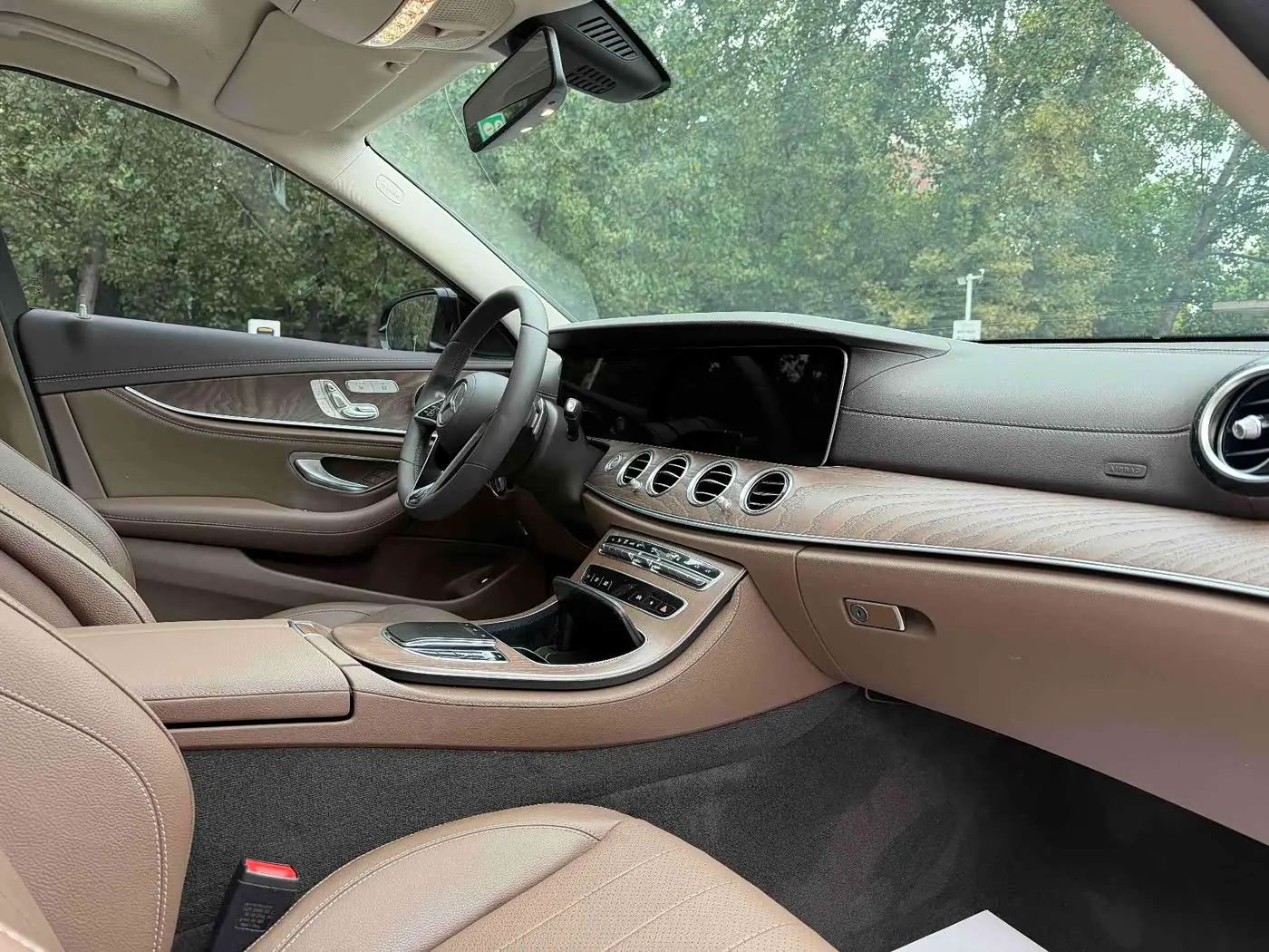 Mercedes-Benz E-Class New Energy 2023 — Photo 16/17