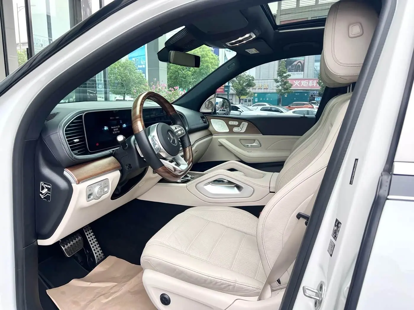 Mercedes-Benz GLS 2022 — Şəkil 4/9