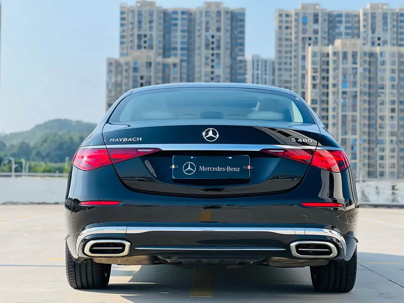 Mercedes-Benz Maybach S-Class 2024 — Фото 12/18