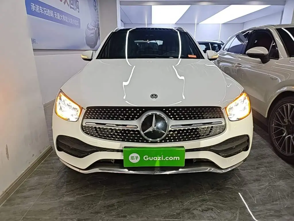 Mercedes-Benz GLC 2020 — Photo 3/20
