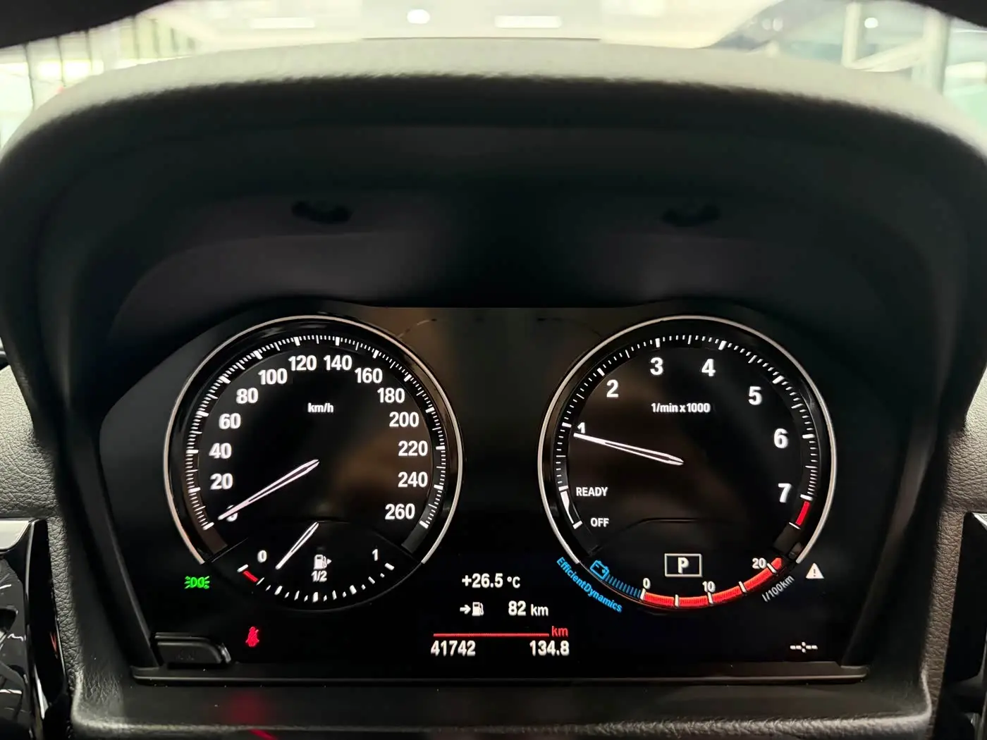 BMW 1 Series 2022 — Фото 13/15
