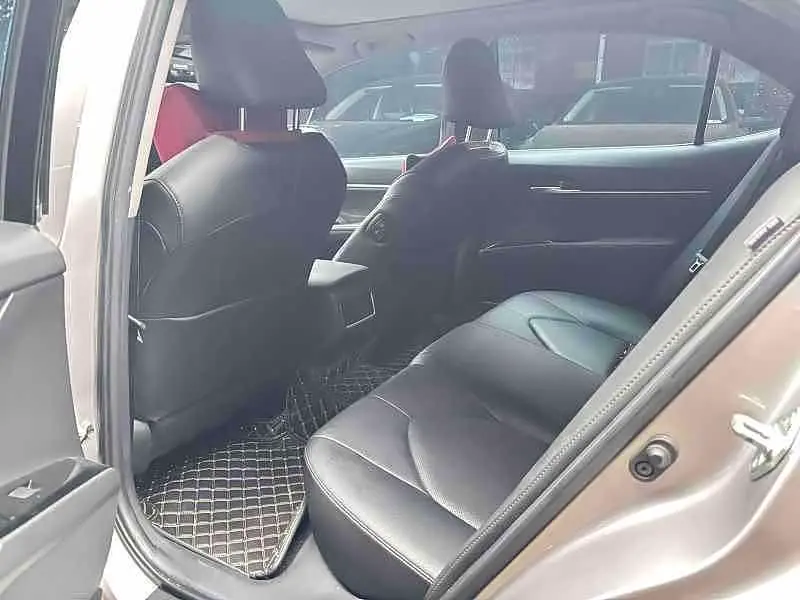 Toyota Camry 2022 — Şəkil 6/9
