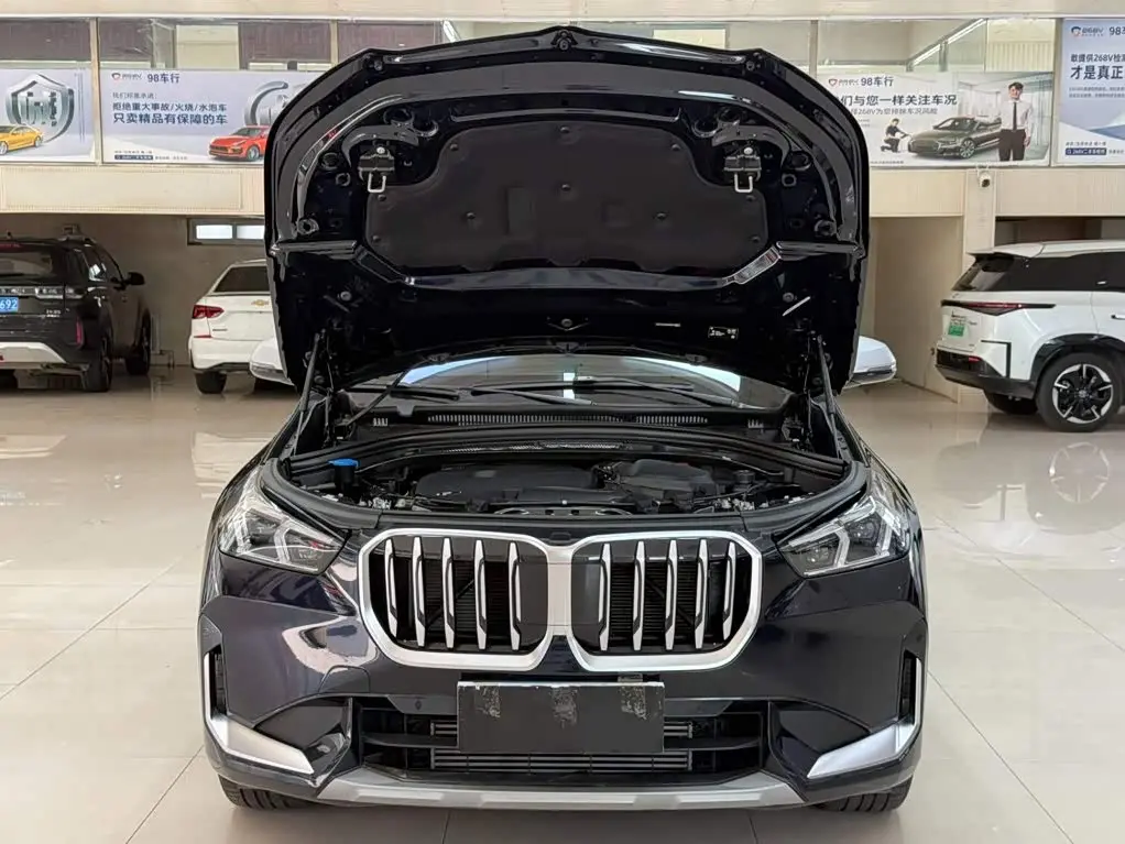 BMW X1 2023 — Photo 7/20