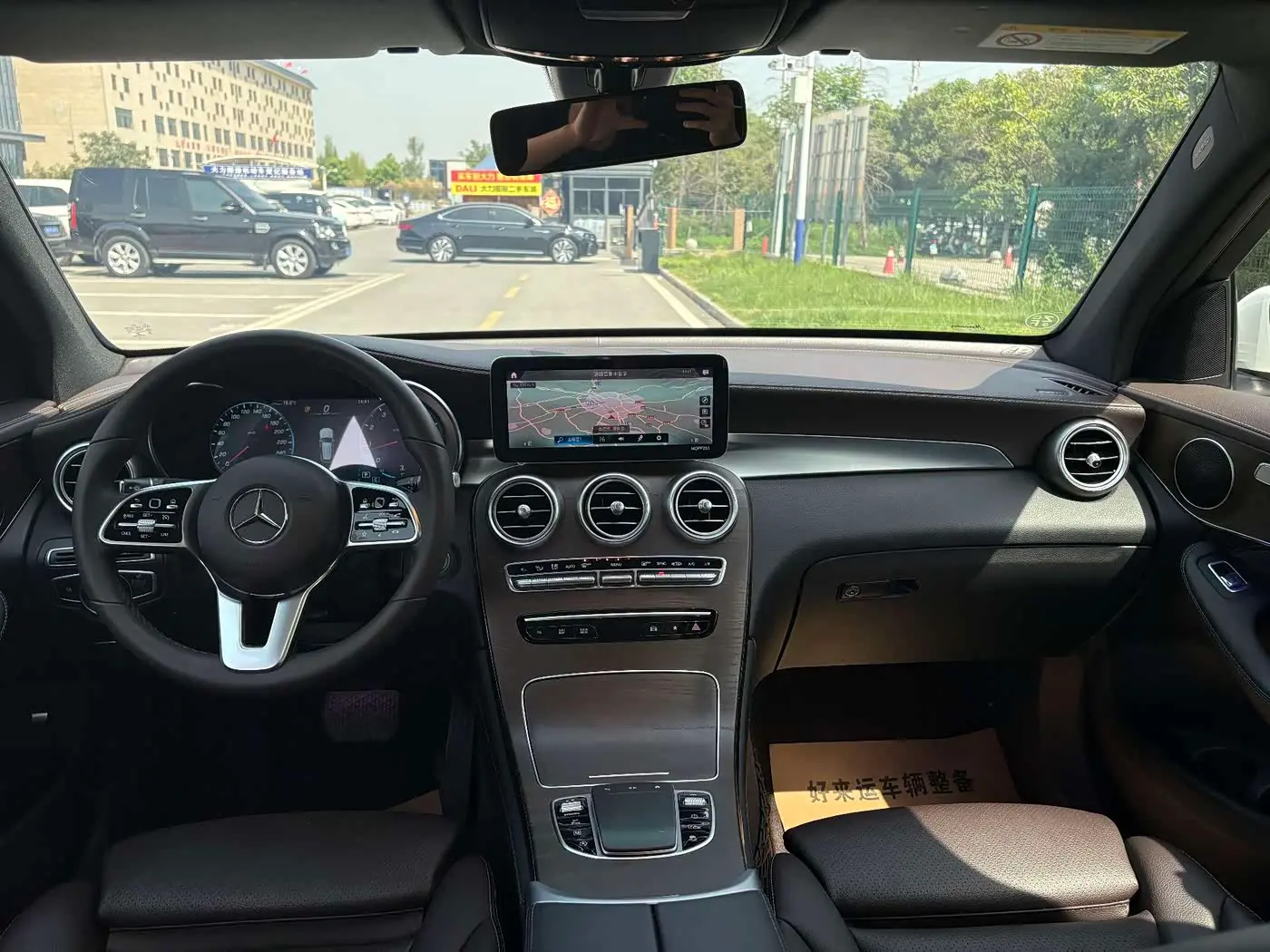 Mercedes-Benz GLC 2020 — Фото 9/12