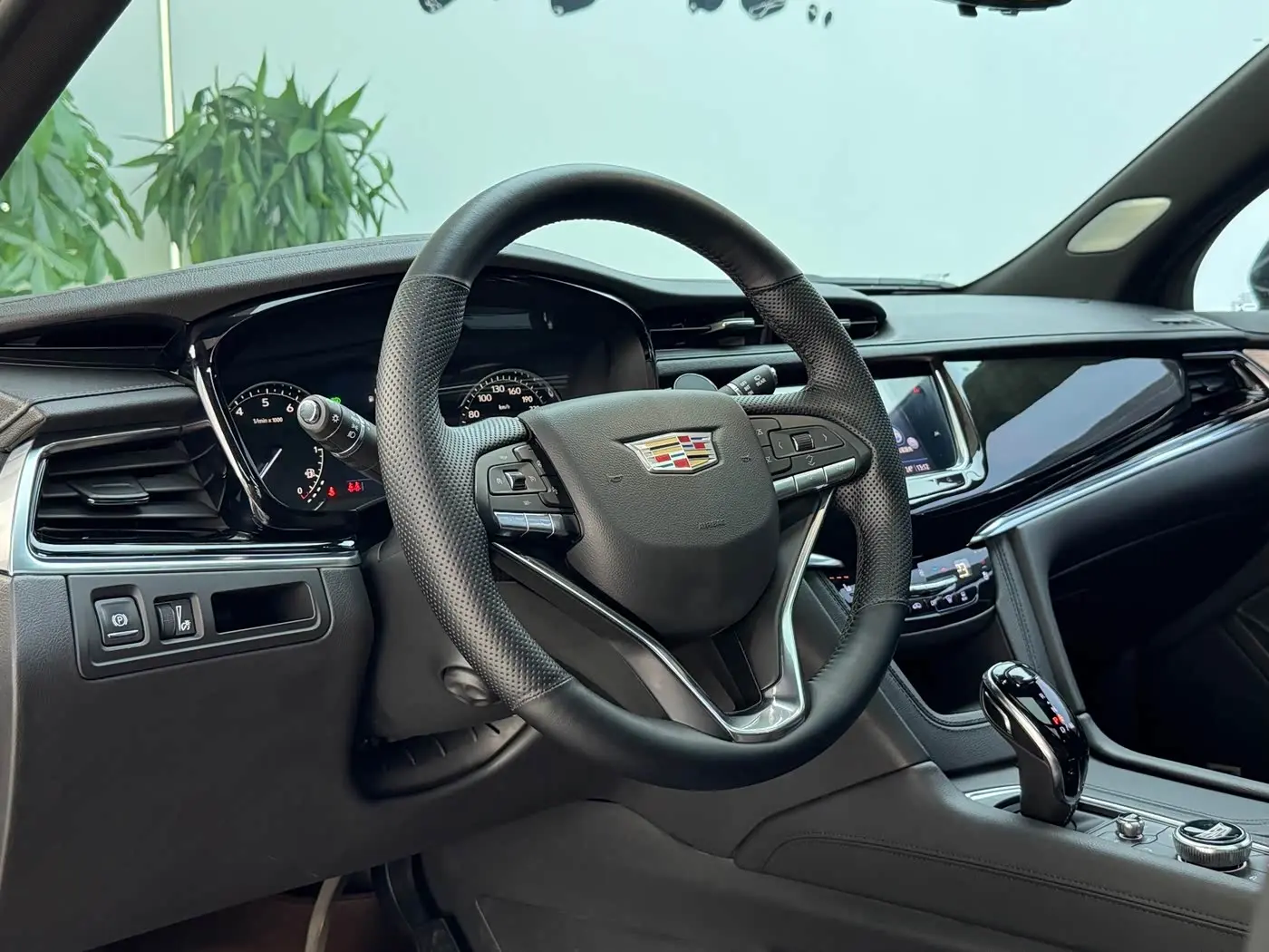 Cadillac XT6 2022 — Photo 8/20