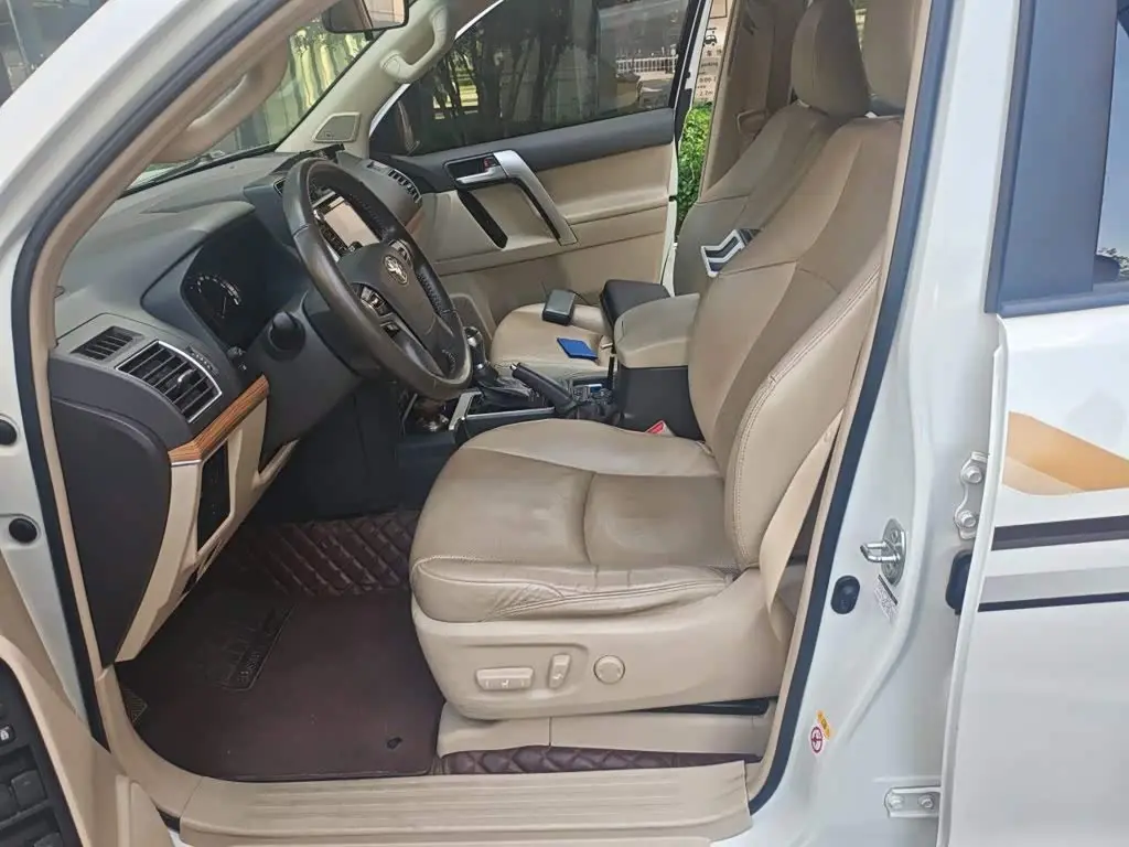 Toyota Prado 2018 — Photo 16/20