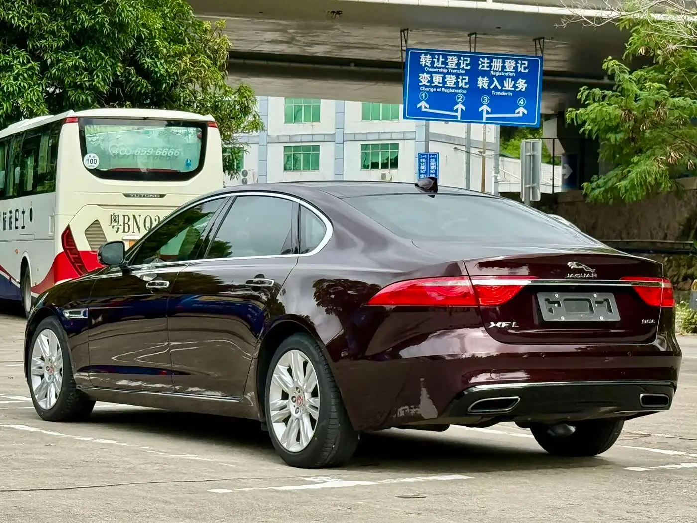 Jaguar XFL 2018 — Photo 19/19