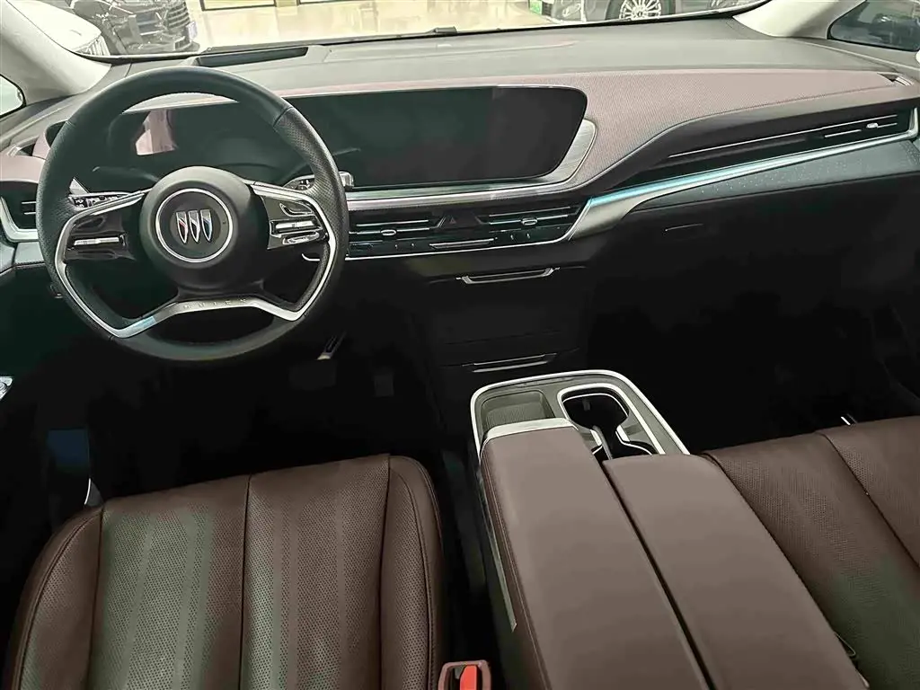 Buick Century 2024 — Photo 14/19