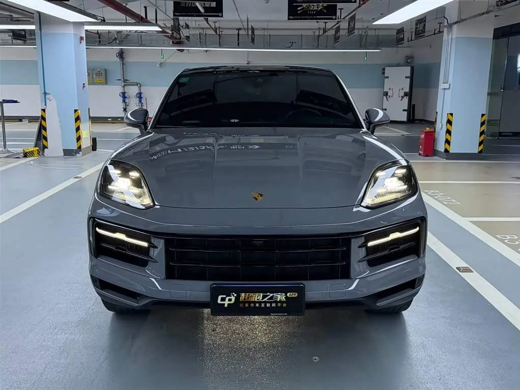 Porsche Cayenne 2025 — Фото 2/8