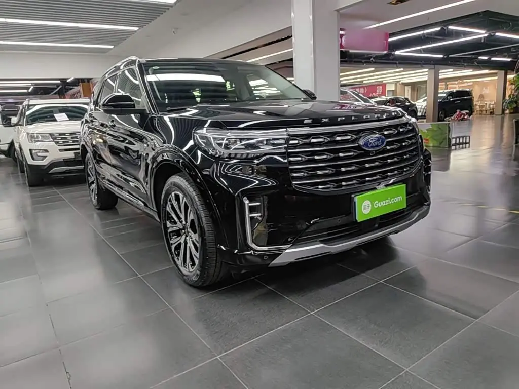 Ford Explorer 2025 — Фото 4/20